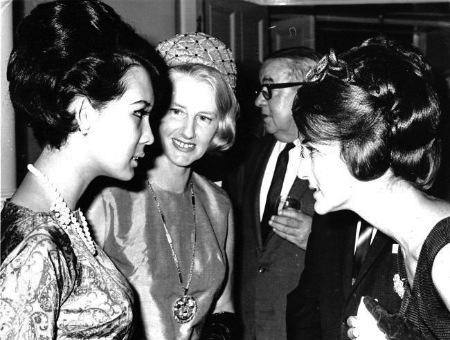 Madame Ky at civic reception in Auckland, 1967
