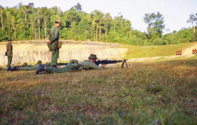 1RNZIR weapons training in Malaysia, December 1967 1RNZIR weapons training in Malaysia, December 1967