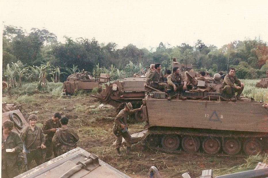 1 Pl V6 Coy prior to bunker assault, Operation Hermit Park, 1971 1 Pl V6 Coy prior to bunker assault, Operation Hermit Park, 1971