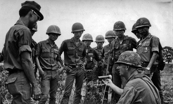 WO2 Bryan Lichtwark instructs South Vietnamese officers at the National Training Centre at Chi Lang, circa 1971 WO2 Bryan Lichtwark instructs South Vietnamese officers at the National Training Centre at Chi Lang, circa 1971