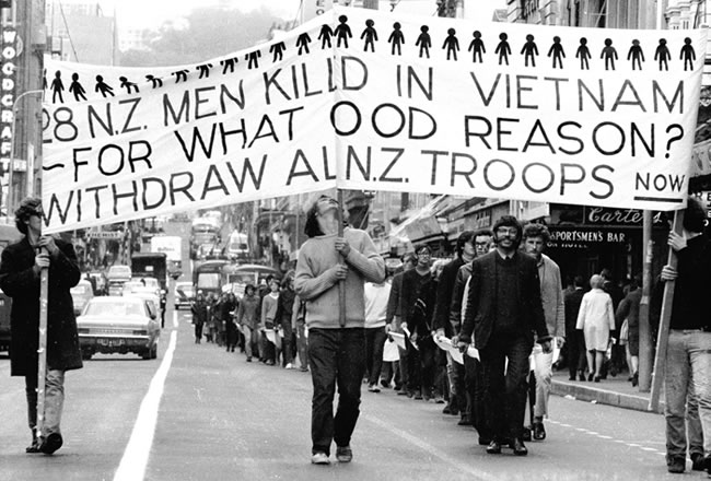 Protesters highlight New Zealand casualties in Vietnam, 1970 Protesters highlight New Zealand casualties in Vietnam, 1970
