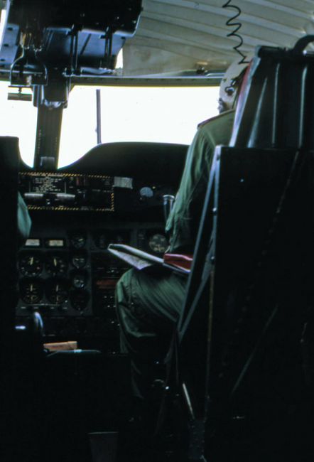 1RNZIR Band Tour Vietnam 1969 - Caribou pilot 1RNZIR Band Tour Vietnam 1969 - Caribou pilot