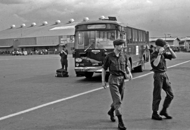 1RNZIR Band Tour Vietnam 1969 - Arrival in Saigon