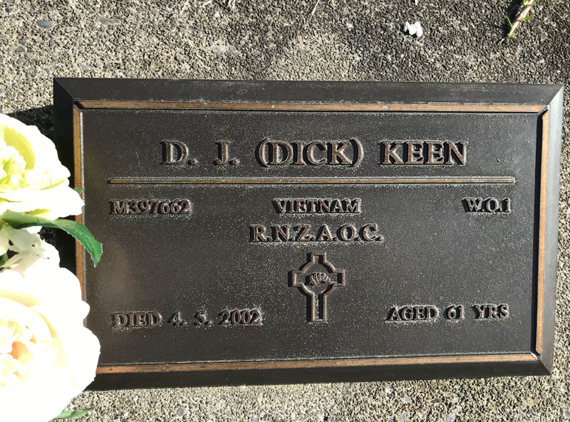Derek Keen plaque, Whenua Tapu Cemetery, Porirua Bronze service plaque for Vietnam War veteran, D. J. (Dick) Keen, at Whenua Tapu Cemetery near Porirua, Wellington