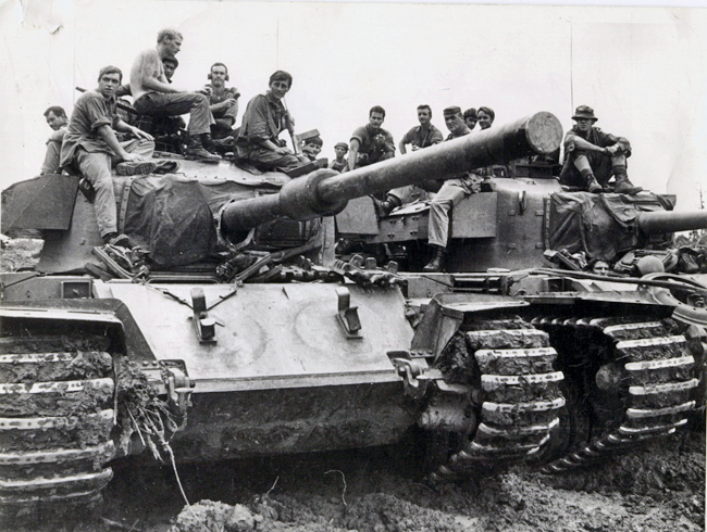 NZ infantry aboard Centurion tanks, November 1970 NZ infantry aboard Centurion tanks, November 1970